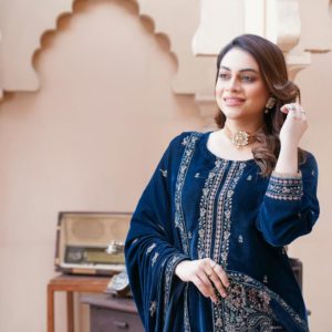 Chic velvet dress fashion shoot featuring a model in Lahore, Pakistan.